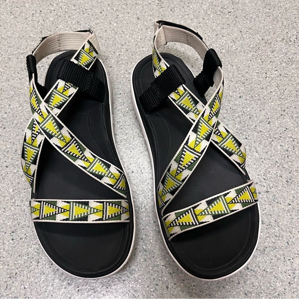 Teva Terra-Float Livia Black Yellow Printed Sandals 6 Womens